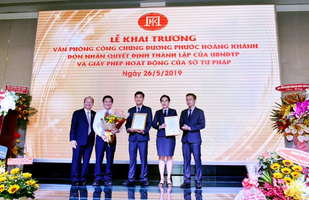 Khai trương Văn phòng công chứng Dương Phước Hoàng Khánh