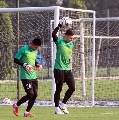 Đá King’s Cup để dò Thai-League