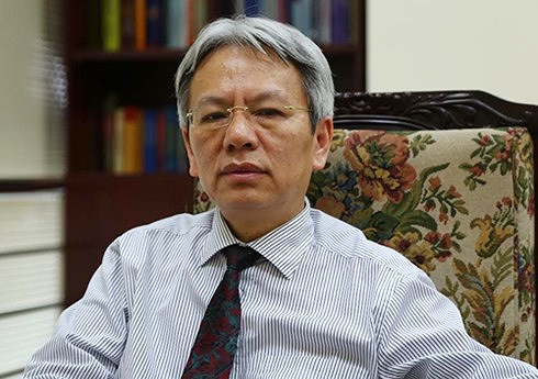 Bỏ hoàn toàn biên chế công chức là không phù hợp!