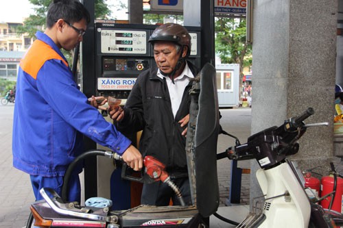 Xăng dầu, điện gây áp lực lên lạm phát - Ảnh 1.