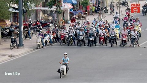 Mở lớp dạy ý thức cho người lớn