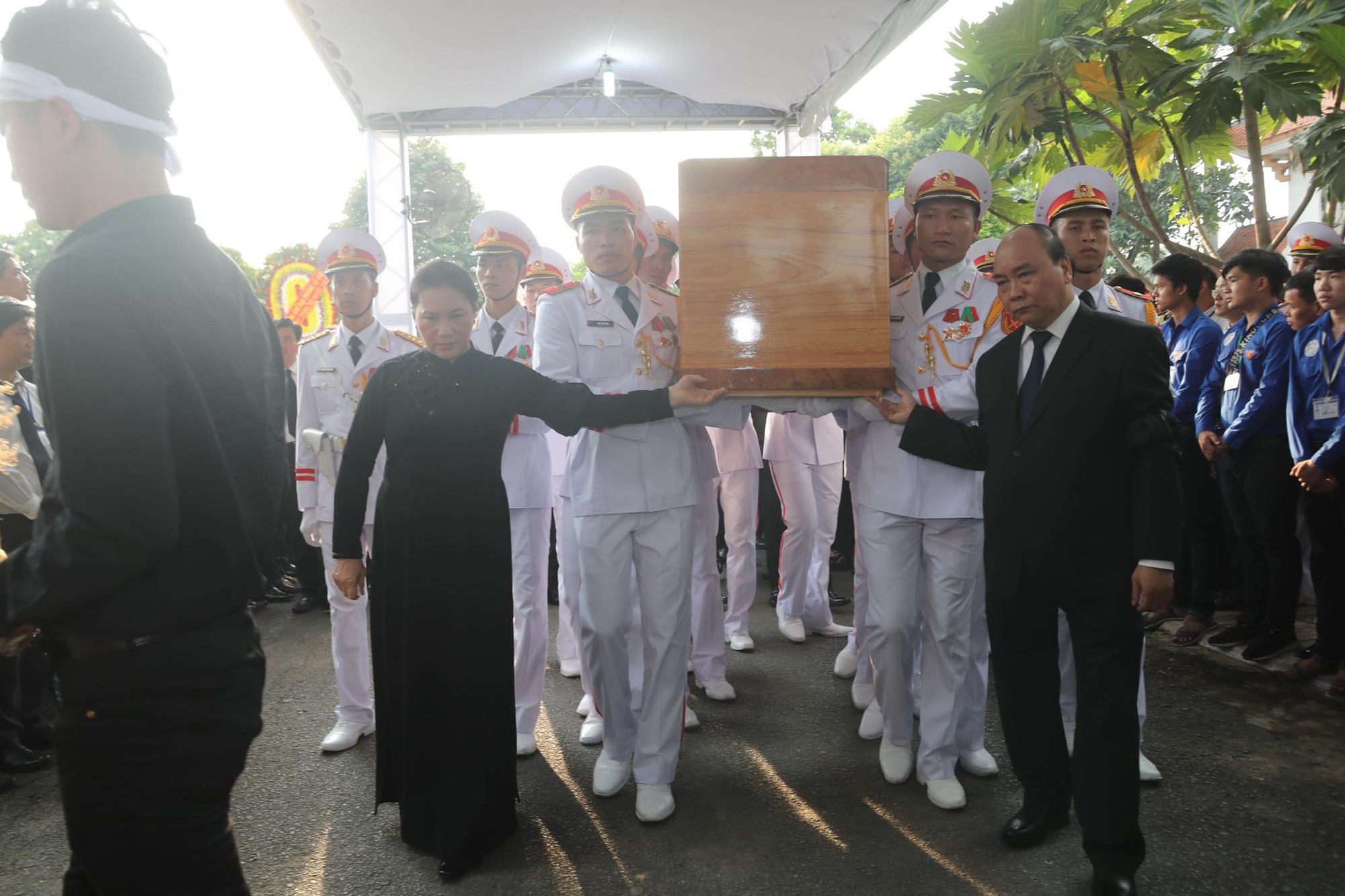 Nguy&ecirc;n Chủ tịch nước L&ecirc; Đức Anh đ&atilde; về nơi an nghỉ - Ảnh 1.