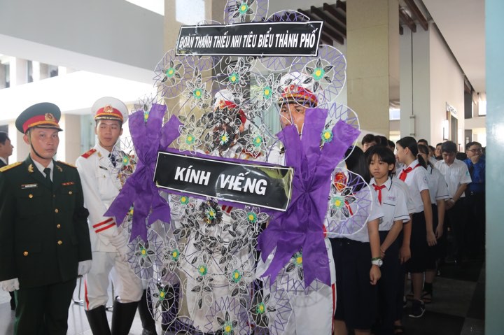 TP HCM tổ chức lễ viếng nguy&ecirc;n Chủ tịch nước L&ecirc; Đức Anh - Ảnh 8.
