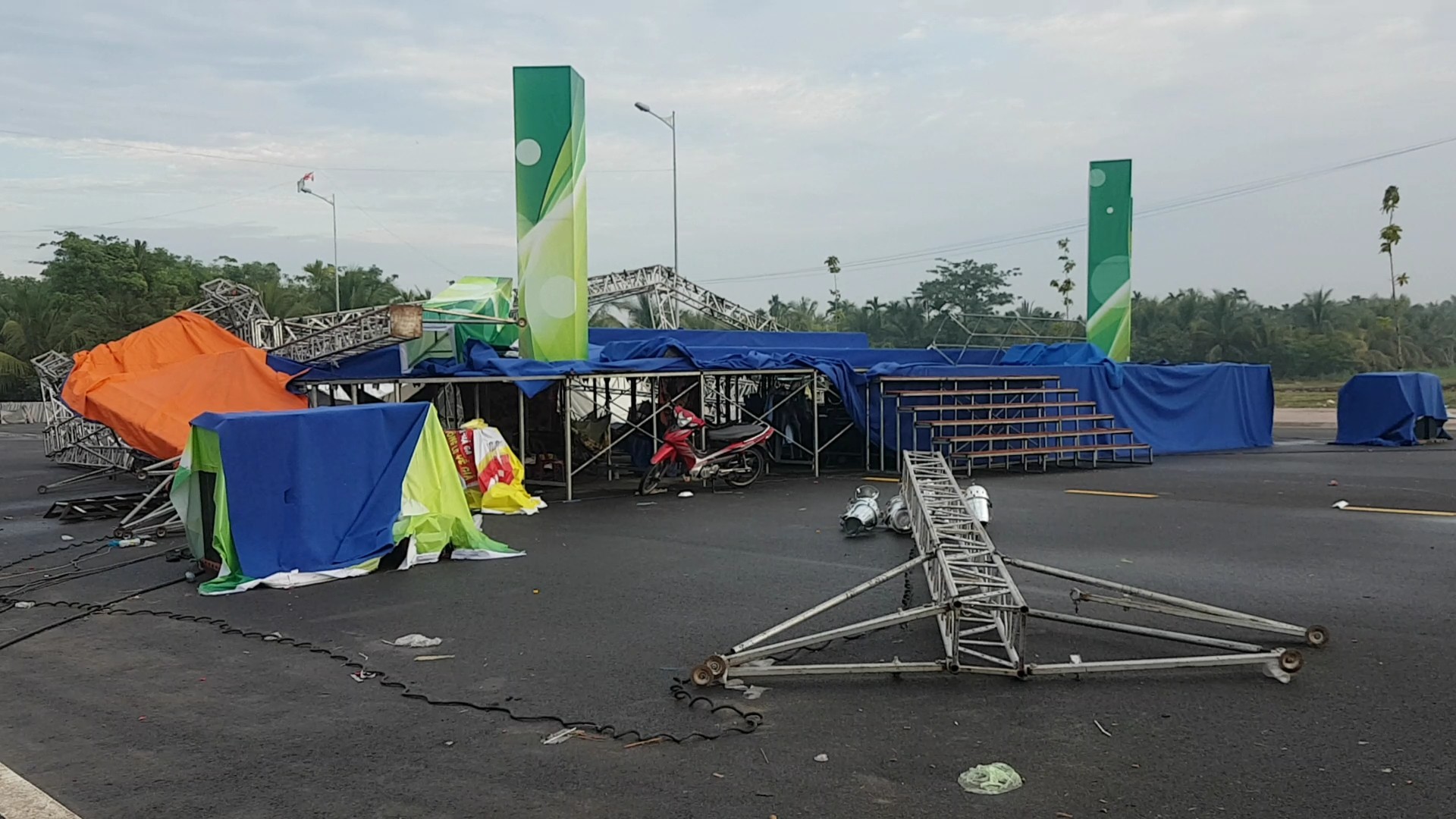 CLIP: Tan hoang Hội chợ mua sắm, ẩm thực Tiền Giang 2019