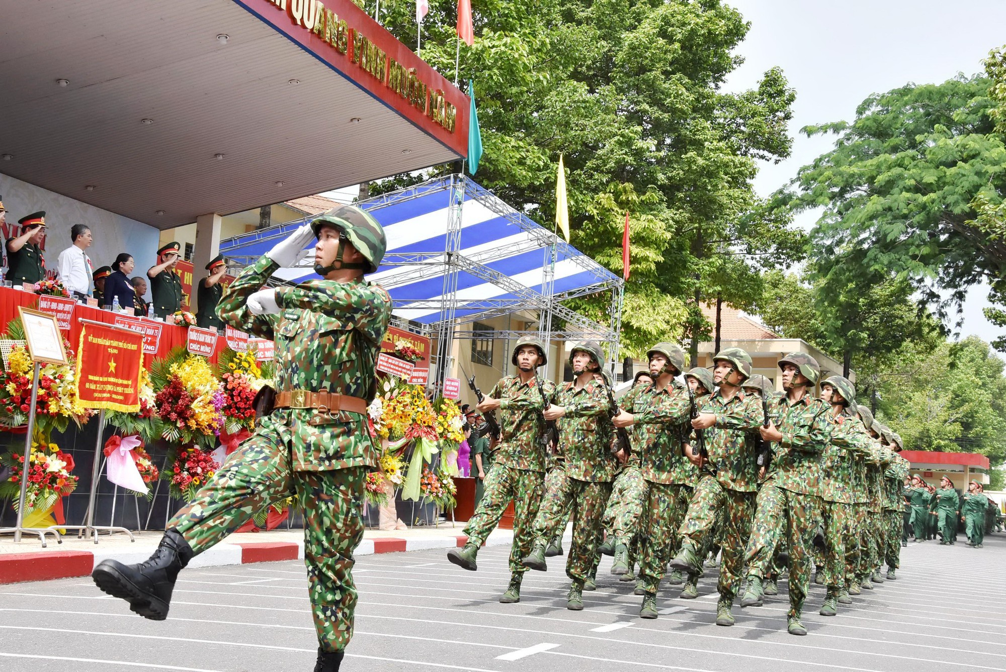Trung đoàn Gia Định kỷ niệm 60 năm ngày thành lập - Ảnh 2.