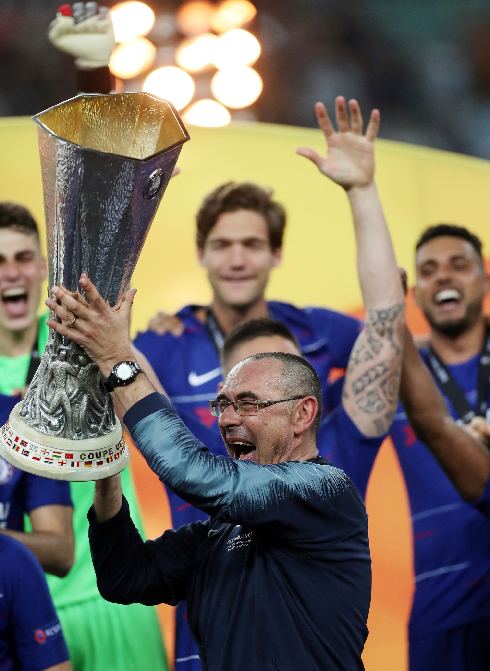 Ph&aacute;o tịt ng&ograve;i ở Baku, Chelsea đăng quang Europa League - Ảnh 11.