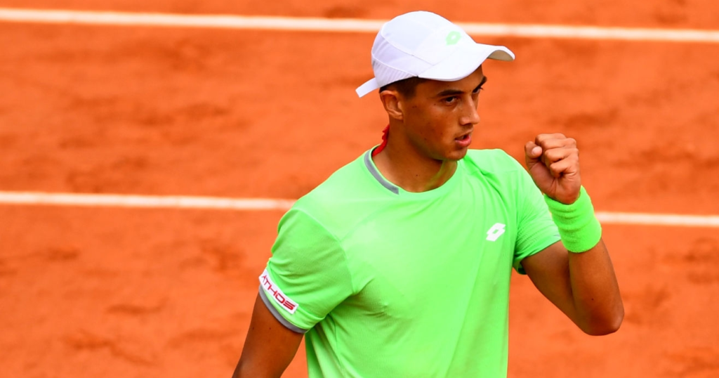 Tay vợt Việt kiều v&agrave;o v&ograve;ng 3 Roland Garros sau khi hạ gục Verdasco - Ảnh 2.