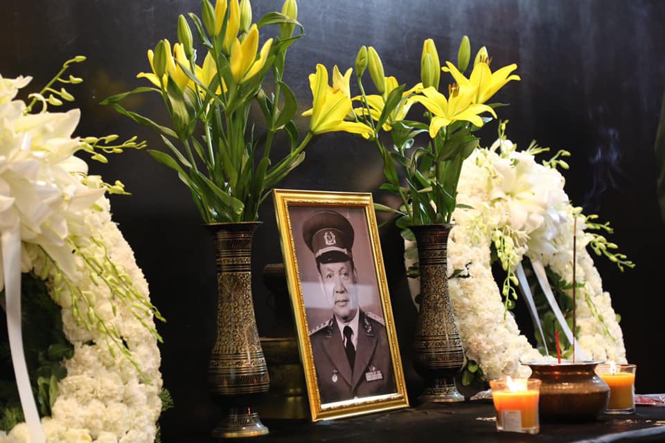 L&atilde;nh đạo, đại diện ngoại giao viếng nguy&ecirc;n Chủ tịch nước L&ecirc; Đức Anh ở nước ngo&agrave;i - Ảnh 13.