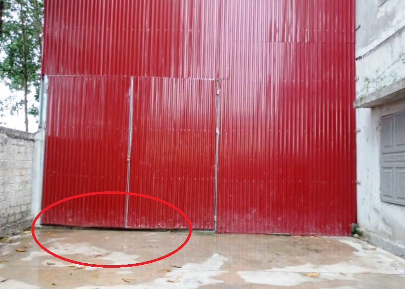 Học sinh lớp 5 đứt g&acirc;n ch&acirc;n trong giờ học, hiệu trưởng n&oacute;i chuyện c&oacute; g&igrave; lớn m&agrave; l&agrave;m ầm l&ecirc;n - Ảnh 3.