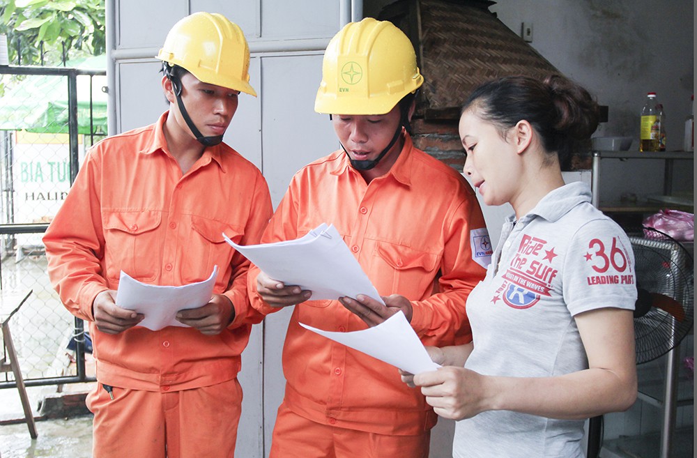Phó Thủ tướng chỉ đạo theo dõi, đánh giá tác động của việc điều chỉnh giá điện