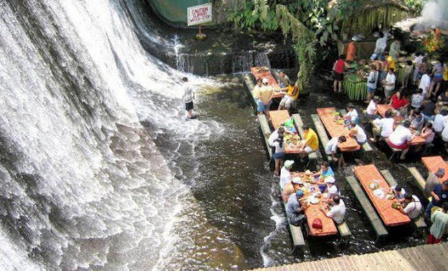 14 nhà hàng kỳ lạ trông như ở thế giới khác - Ảnh 6.