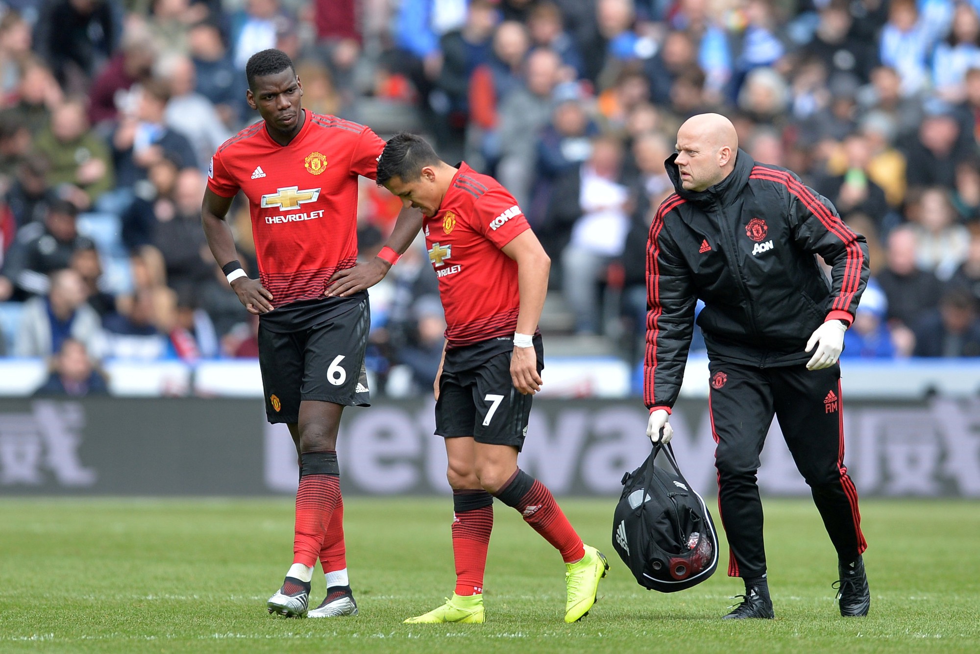 Man United bị đội rớt hạng đ&aacute; văng xuống... Europa League - Ảnh 3.