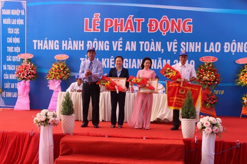 Phú Quốc hưởng ứng Tháng An toàn, vệ sinh lao động