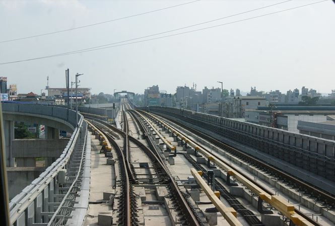 Đường sắt Cát Linh - Hà Đông "bội tín": Đâu thể giải thích vu vơ rồi để đó!