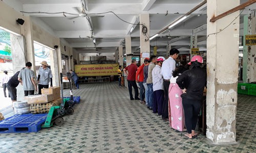 Thiếu chỗ xây trường lại đem đất cho thuê sai phép!