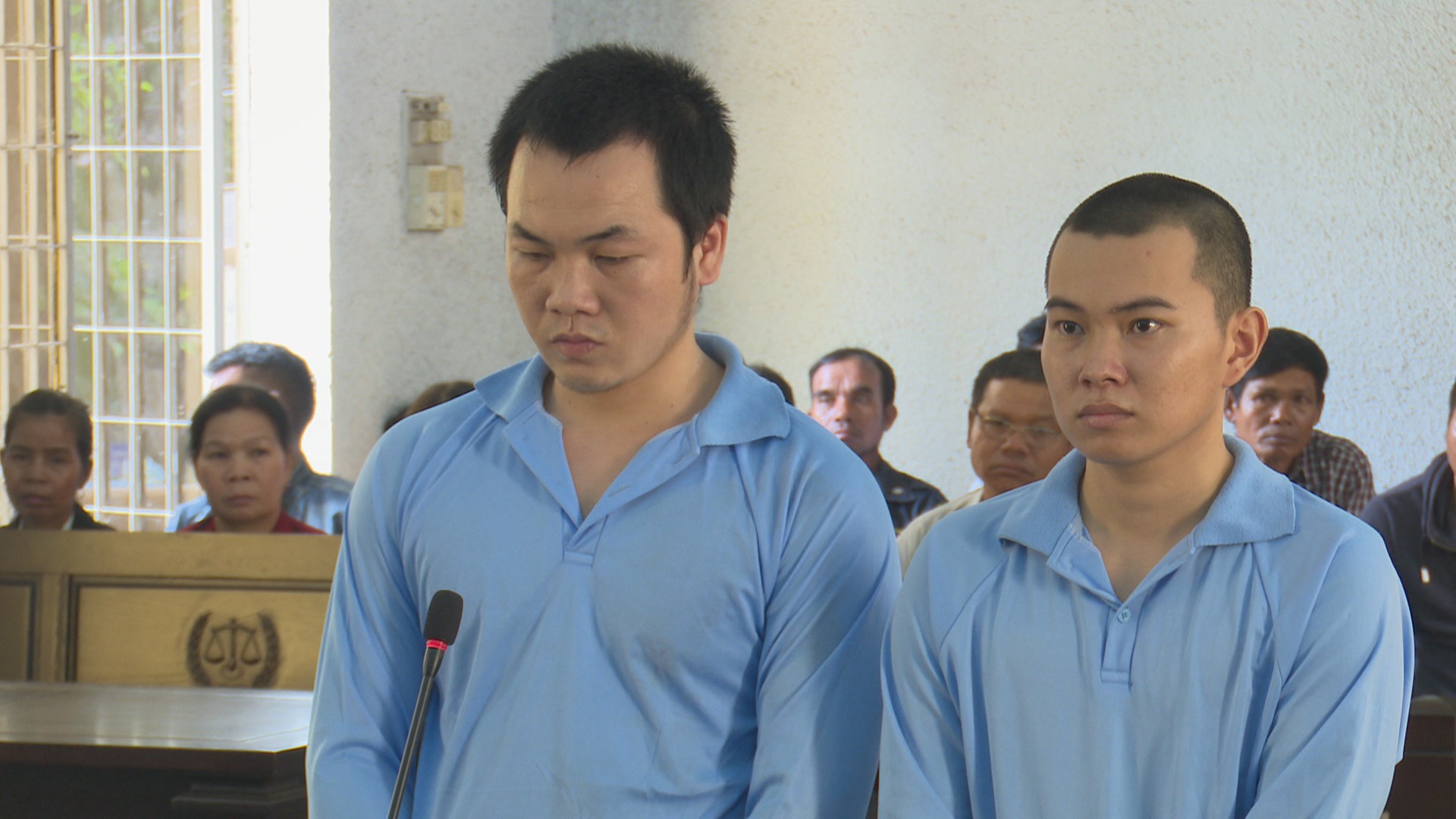 Hai anh em lừa bán 6 cô gái sang Trung Quốc