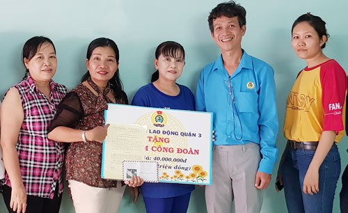Giúp đoàn viên khó khăn an cư