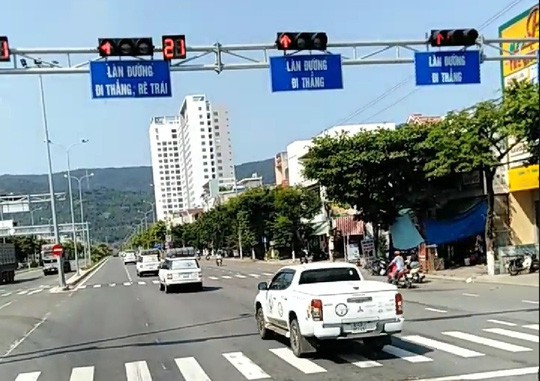 Các tài xế đoàn xe Trung Nguyên vượt đèn đỏ đã nộp phạt