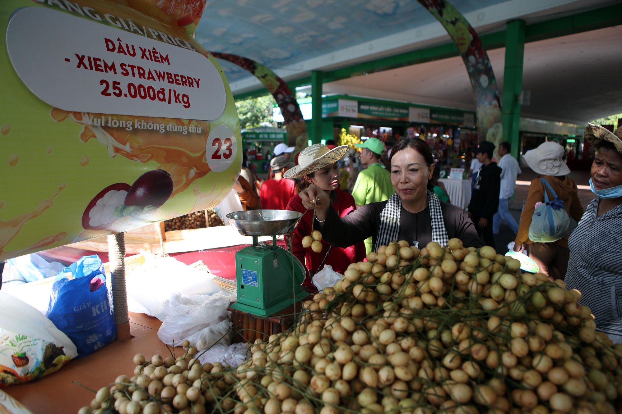 Đậm đ&agrave; chất phương Nam tại lễ khai mạc Lễ hội tr&aacute;i c&acirc;y Nam Bộ 2019 - Ảnh 10.