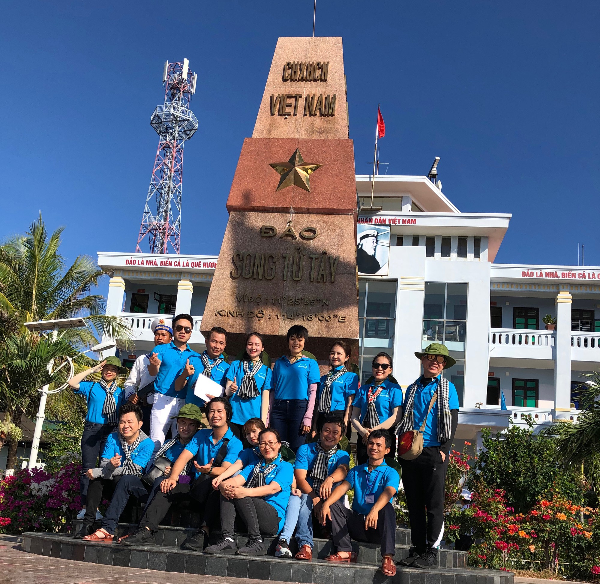 Trường Sa trong tr&aacute;i tim nghệ sĩ - Ảnh 3.