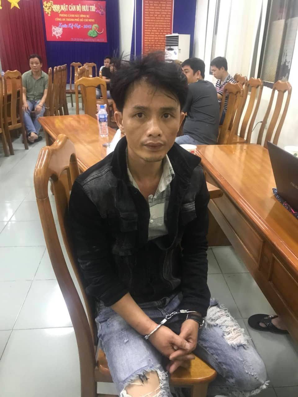 C&ocirc;ng an TP HCM triệt ph&aacute; đường d&acirc;y giả g&aacute;i mại d&acirc;m trộm cắp 1 tỉ đồng - Ảnh 4.