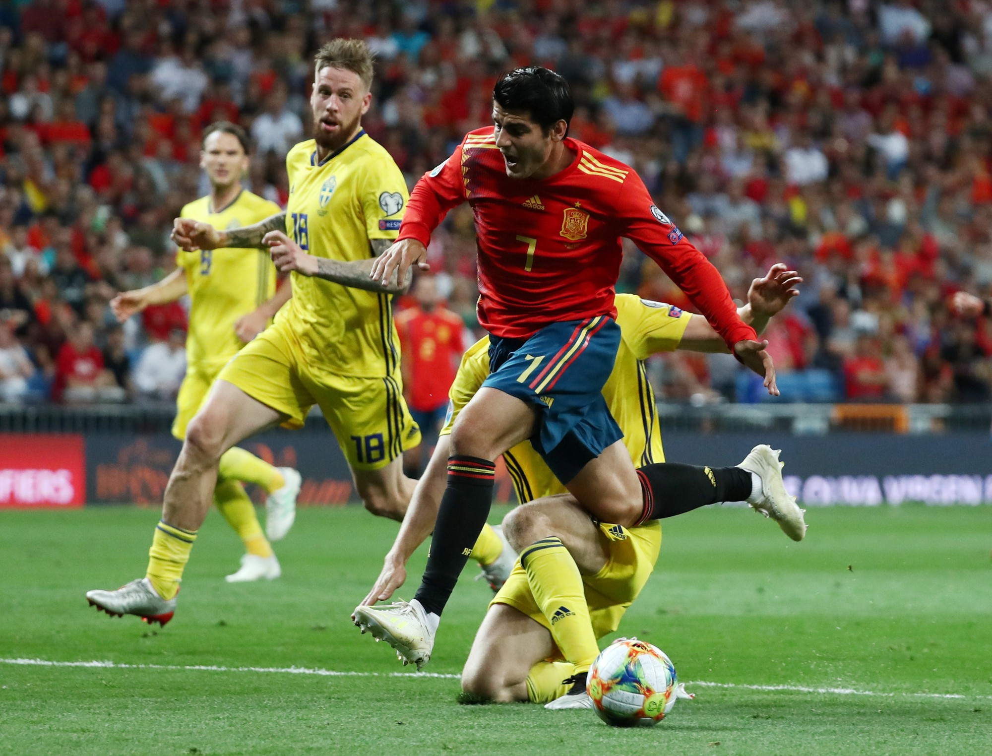 Vòng loại Euro 2020: Chân gỗ Morata lập công, Tây Ban Nha hạ đẹp Thụy Điển - Ảnh 6.