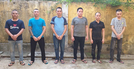 Ph&aacute; đường d&acirc;y bu&ocirc;n lậu khủng từ L&agrave;o về, thu giữ 26 &ocirc;t&ocirc; trị gi&aacute; 40 tỉ đồng - Ảnh 2.