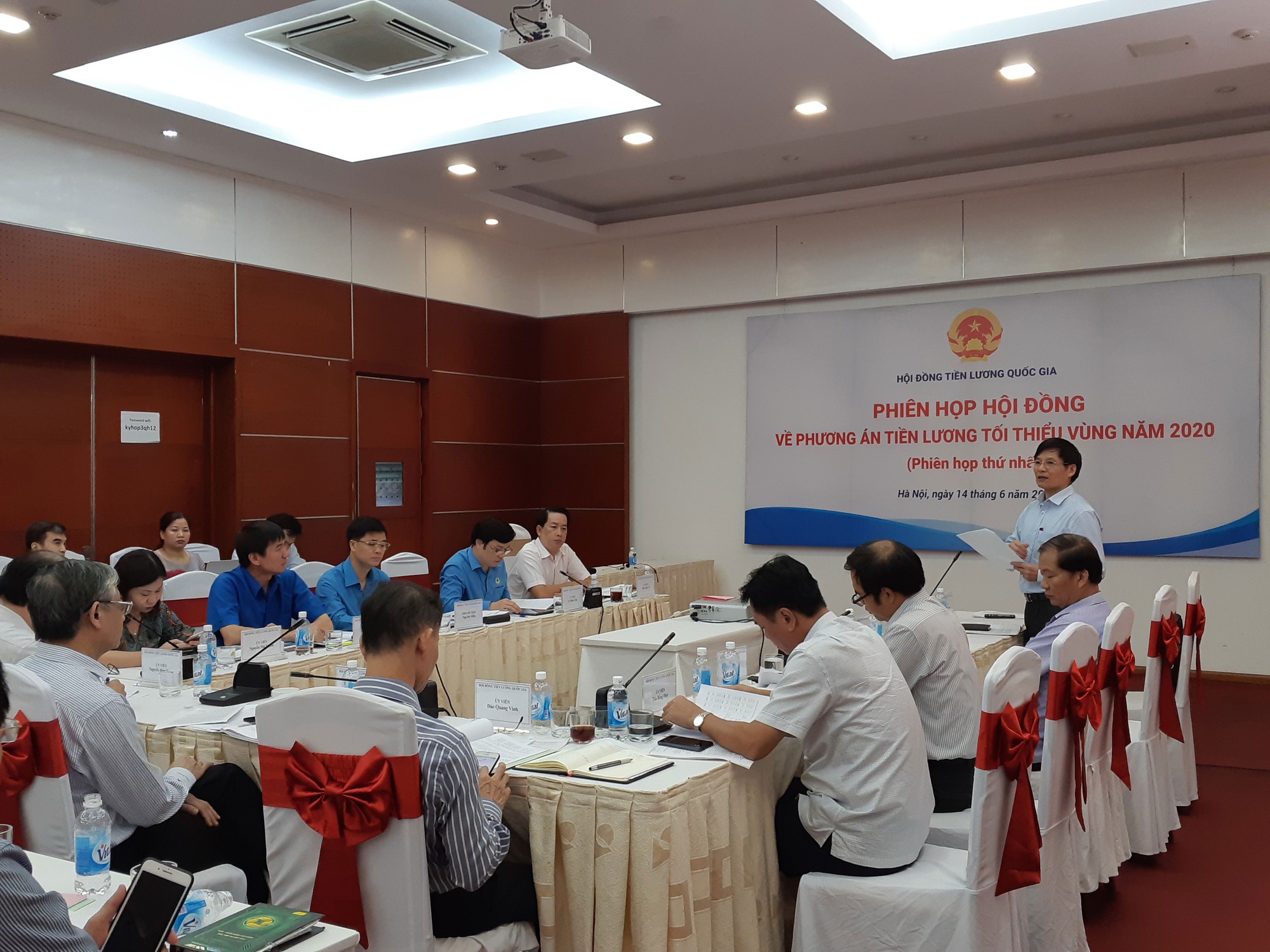 C&ocirc;ng đo&agrave;n đề xuất tăng lương tối thiểu từ 7%-8% - Ảnh 1.