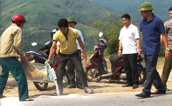 Đ&agrave;n heo 108 con bị d&iacute;nh dịch tả heo ch&acirc;u Phi đầu ti&ecirc;n ở Quảng B&igrave;nh - Ảnh 1.