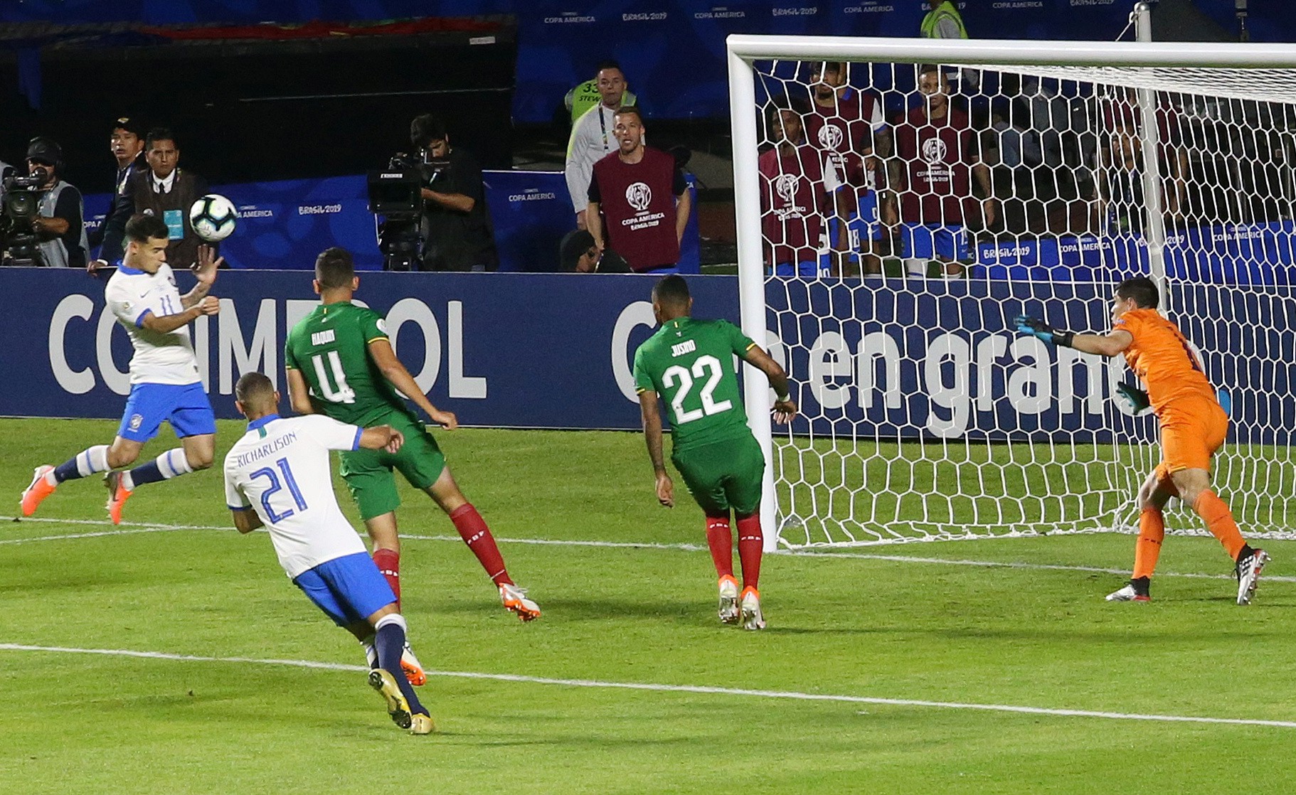Siêu dự bị lập siêu phẩm, Brazil thắng đậm trận mở màn Copa America - Ảnh 9.