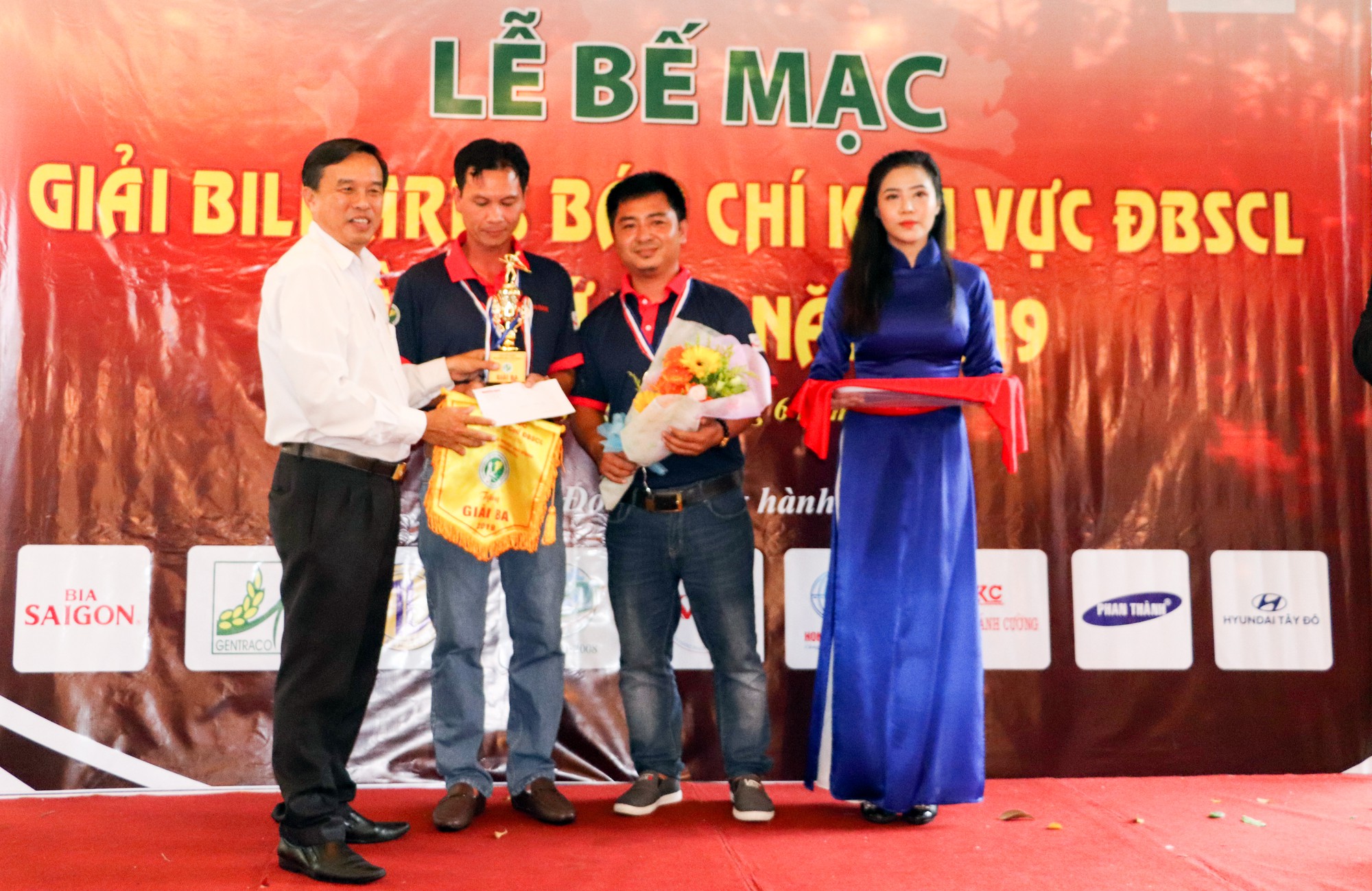 Giải Bida B&aacute;o ch&iacute; ĐBSCL lần thứ 12 do B&aacute;o Người Lao Động tổ chức th&agrave;nh c&ocirc;ng tốt đẹp - Ảnh 5.
