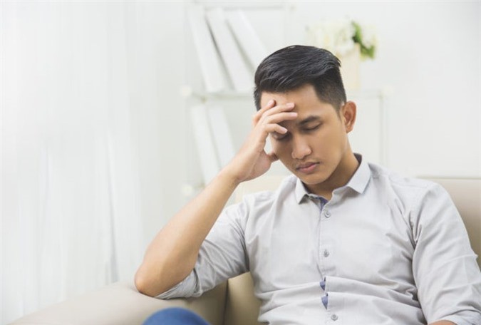 Rối bời v&igrave; kh&ocirc;ng d&aacute;m bỏ vợ nhưng chẳng muốn mất người t&igrave;nh - Ảnh 1.