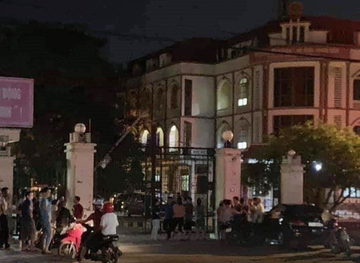 1 cán bộ Phòng Nội vụ tử vong tại nhiệm sở với nhiều vết thương trên người