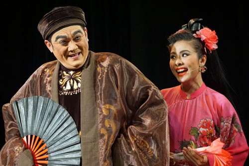 "Bà đỡ" cho tác phẩm sân khấu