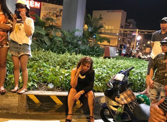 Diễn biến gay cấn vụ nữ doanh nhân lái BMW tông chết người ở Hàng Xanh