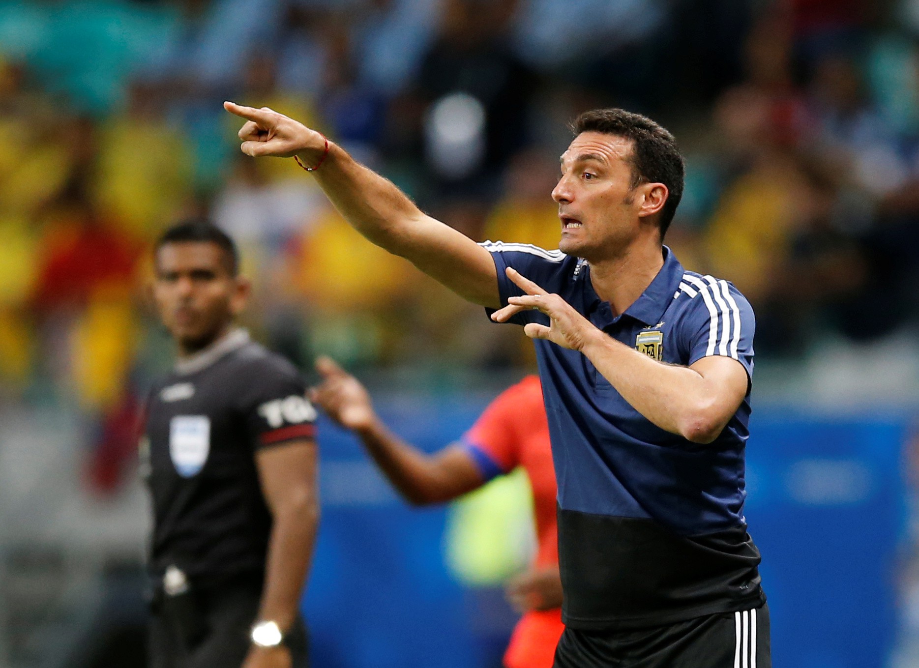 Si&ecirc;u dự bị lập c&ocirc;ng, Colombia quật ng&atilde; Argentina ng&agrave;y ra qu&acirc;n - Ảnh 2.