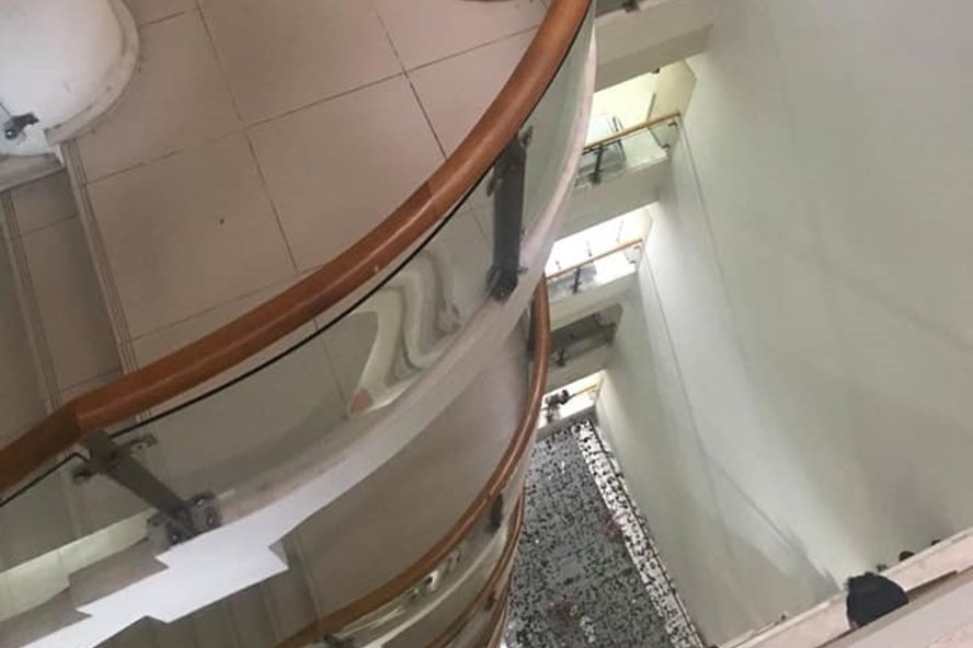 Đồng Nai: Cụ ông thoát chết hy hữu sau khi rơi từ lầu 10