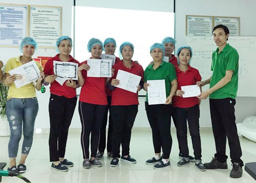 Hết lòng với công nhân