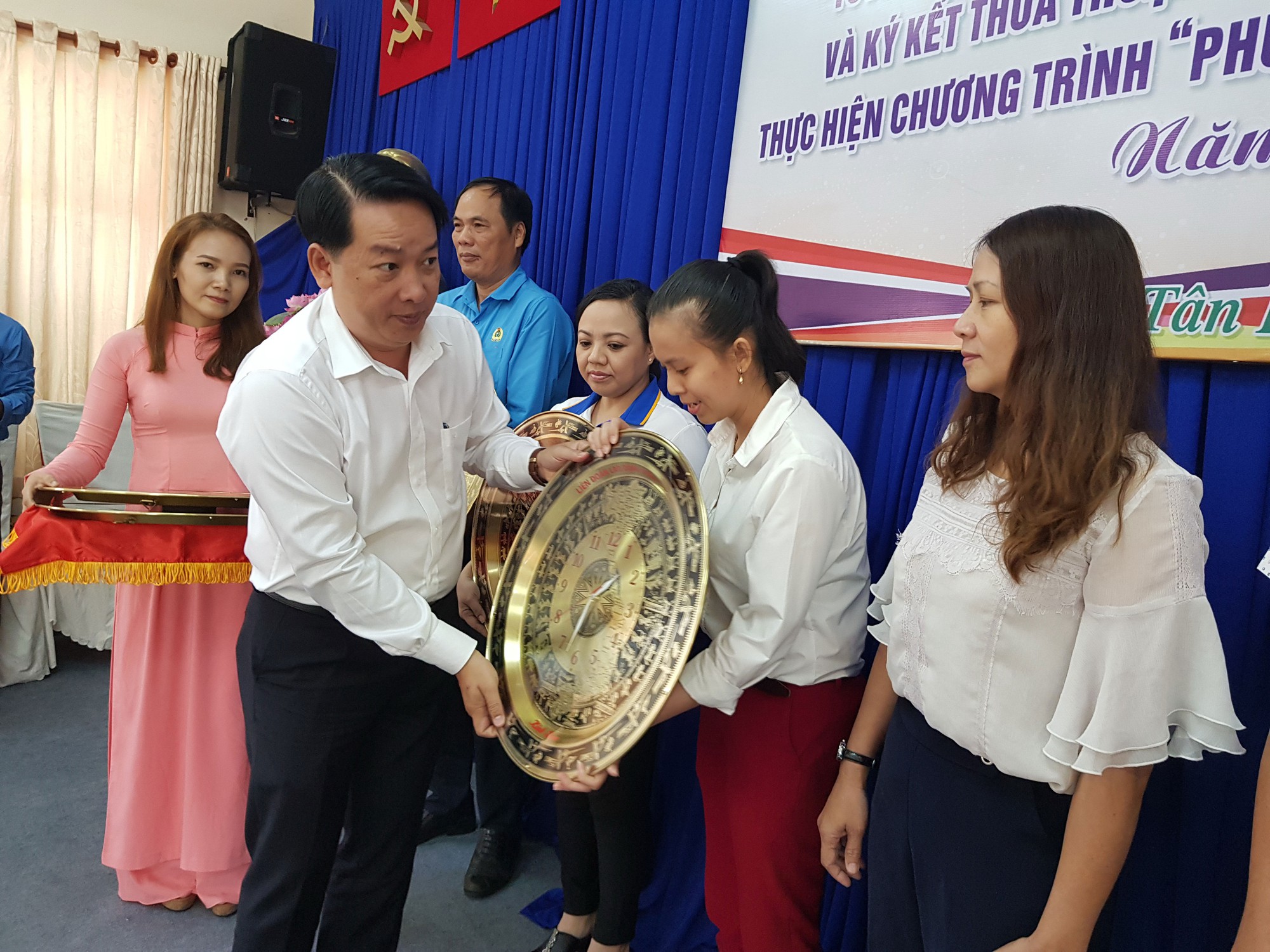 Tuy&ecirc;n dương 11 doanh nghiệp chăm lo tốt cho người lao động - Ảnh 1.
