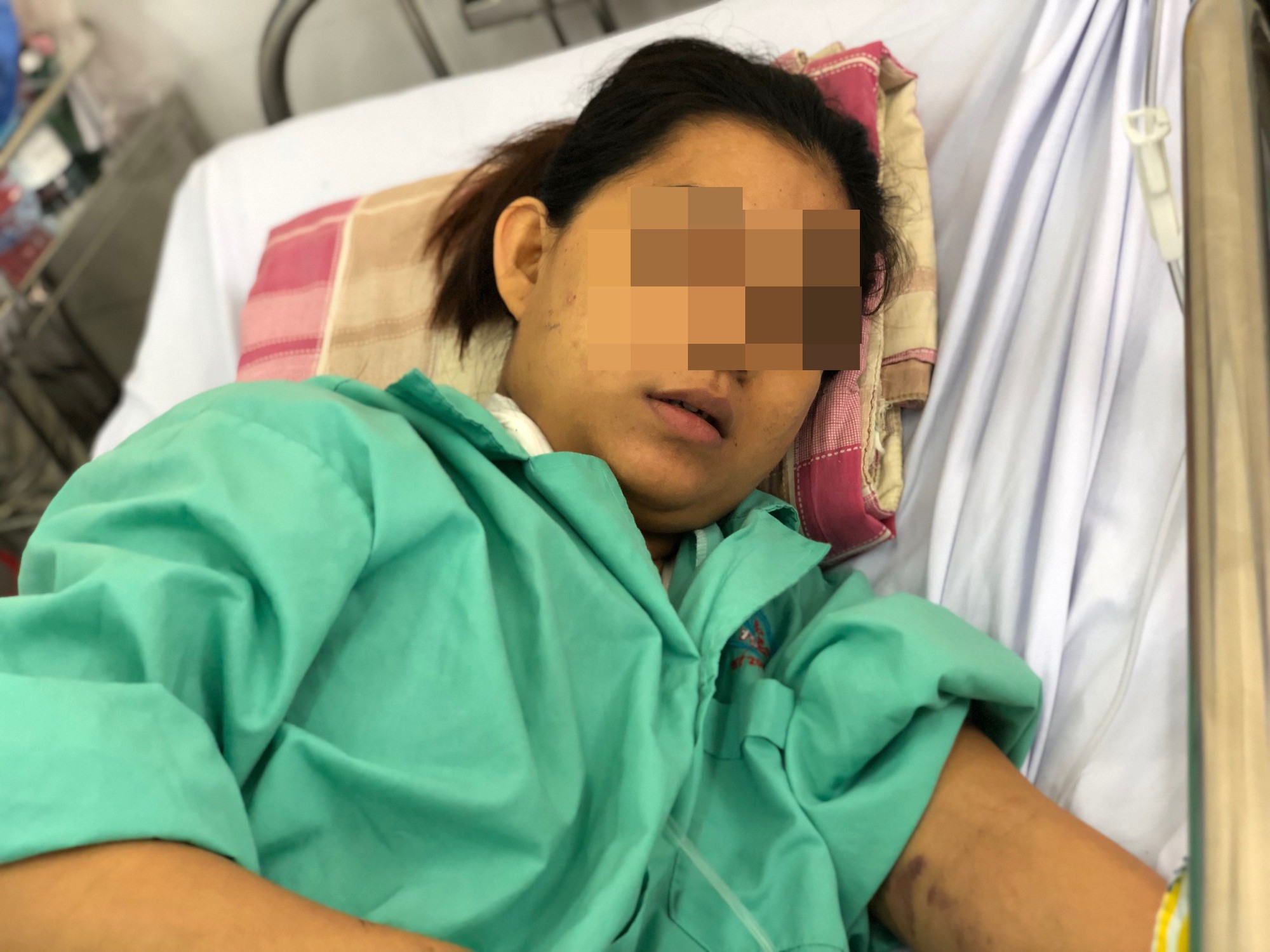 Thai phụ thoát chết trong gang tấc nhờ 2 bệnh viện cùng... chạy đua!