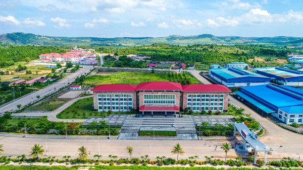Mỹ phạt các công ty chuyển hàng Trung Quốc qua Campuchia trốn thuế