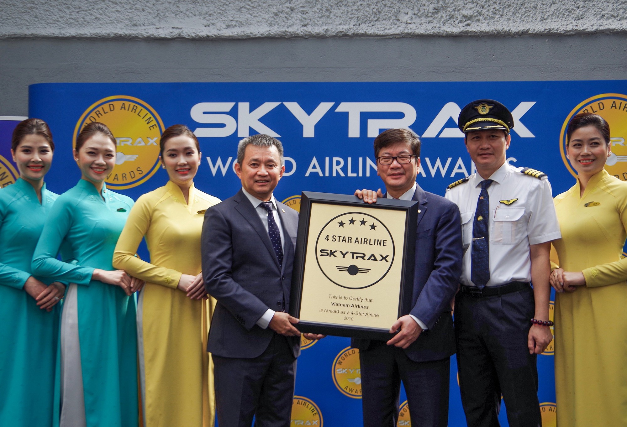 Vietnam Airlines nhận chứng chỉ H&atilde;ng h&agrave;ng kh&ocirc;ng quốc tế 4 sao - Ảnh 2.