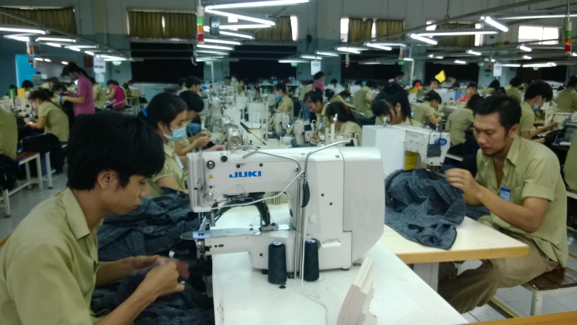 Không đồng tình đề xuất tăng tuổi nghỉ hưu - Ảnh 2.