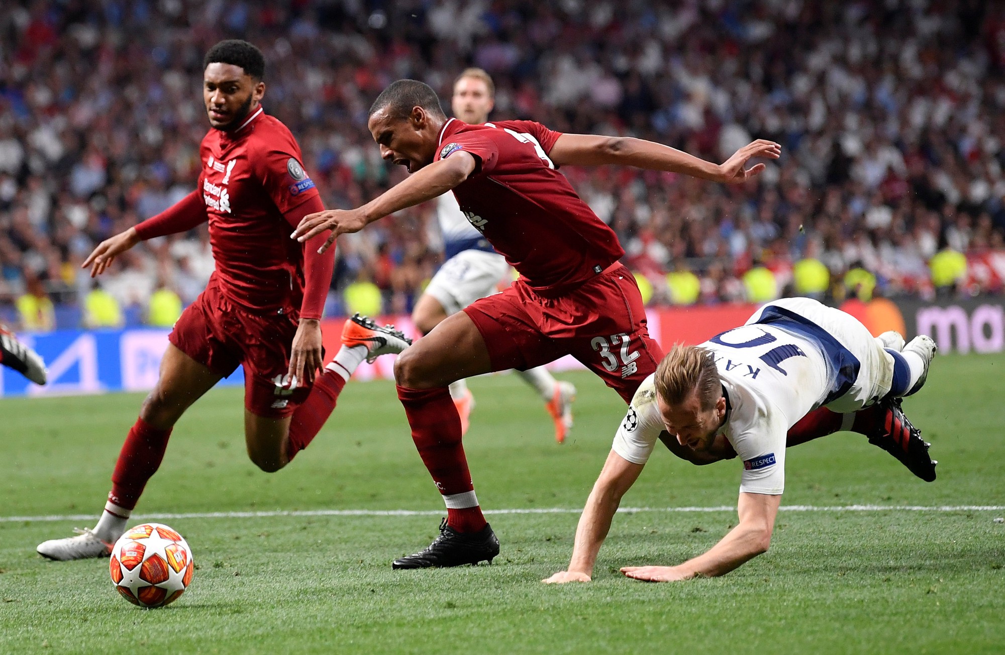 Thắng 2 sao, Liverpool v&ocirc; địch Champions League - Ảnh 1.