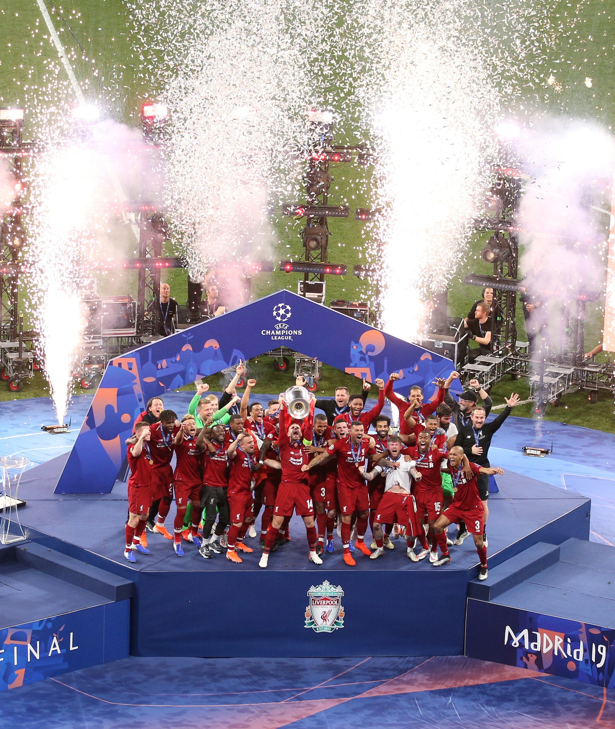 Thắng 2 sao, Liverpool v&ocirc; địch Champions League - Ảnh 14.