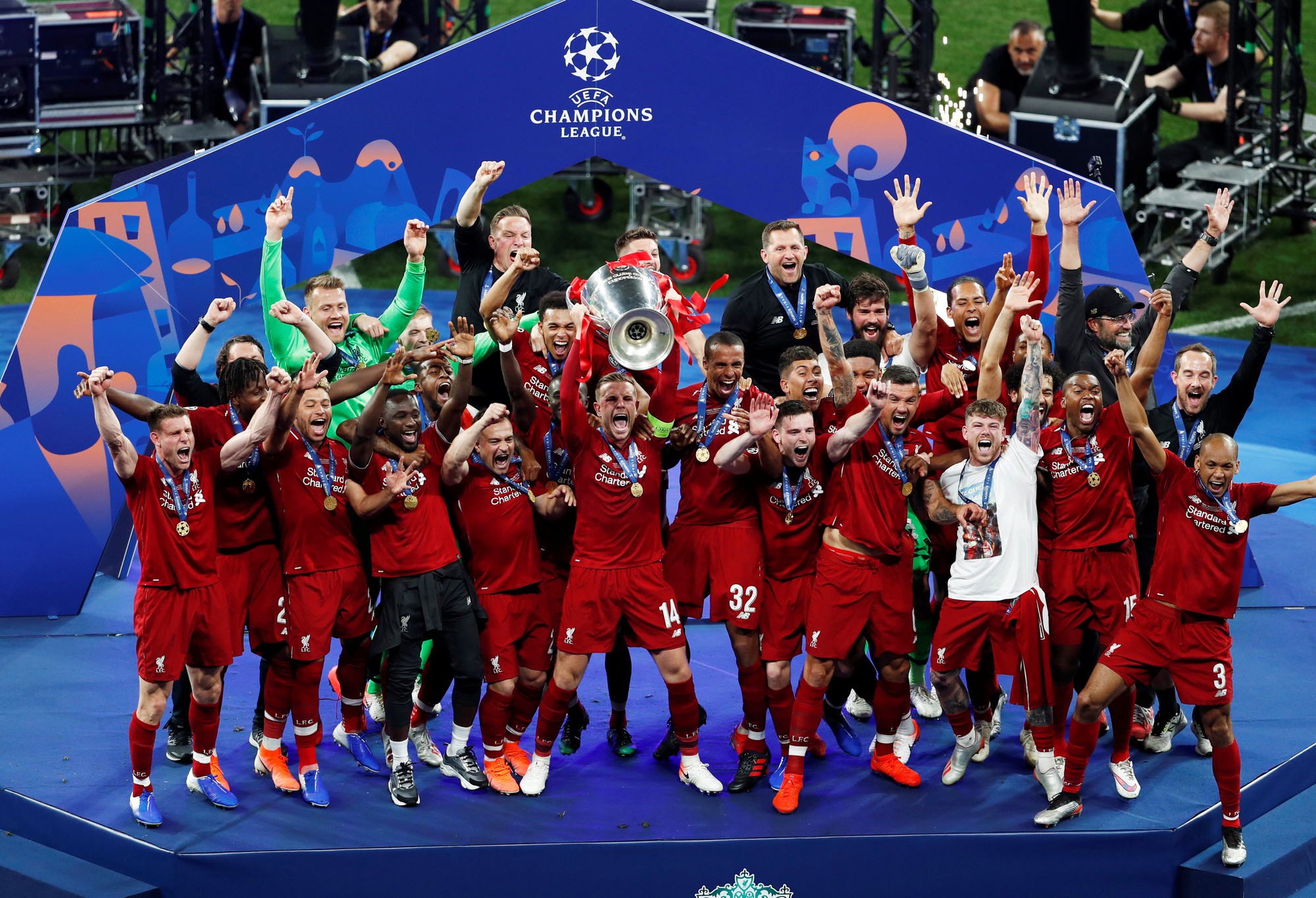 Thắng 2 sao, Liverpool v&ocirc; địch Champions League - Ảnh 22.