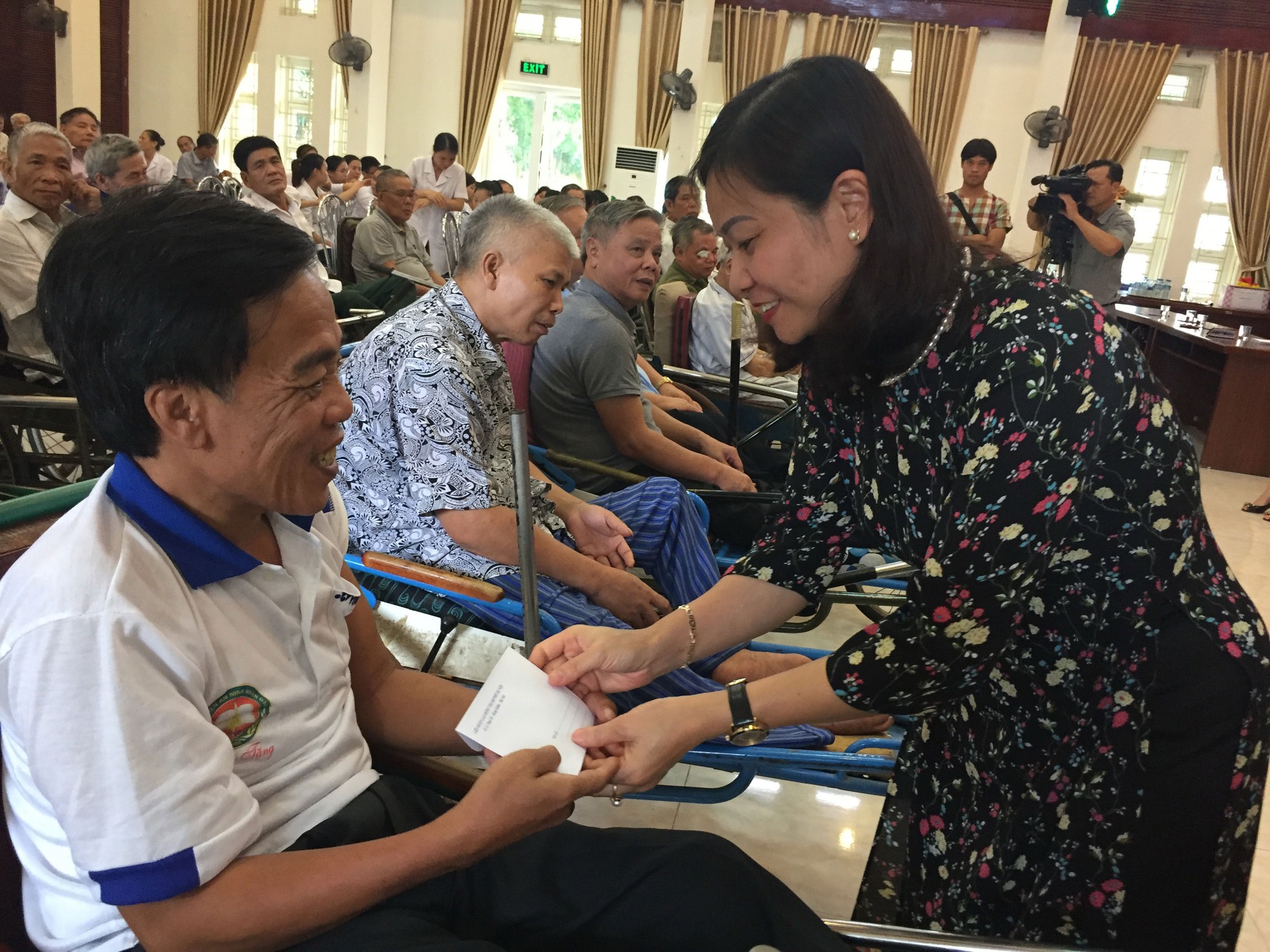 HÀ NỘI: Ủng hộ tối thiểu một ngày lương cho Quỹ "Đền ơn đáp nghĩa"