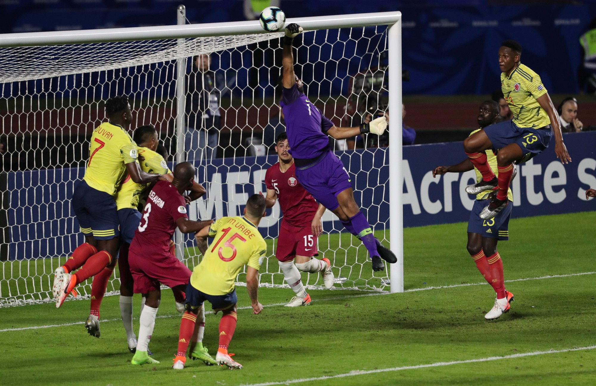 Chật vật hạ Qatar, Colombia đoạt vé tứ kết Copa America - Ảnh 3.
