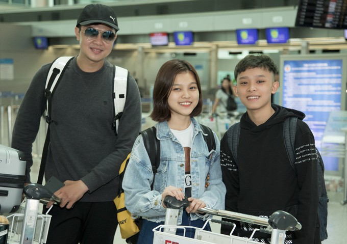 Phi Nhung đưa con nu&ocirc;i Hồ Văn Cường đi Mỹ lưu diễn - Ảnh 4.