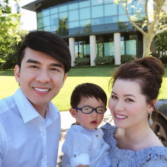 Thời trang của các cặp đũa lệch đẹp đôi Vbiz - Ảnh 8.